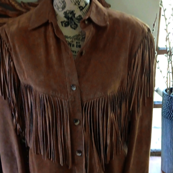 Brown suede western shirt - Picture 2 of 5